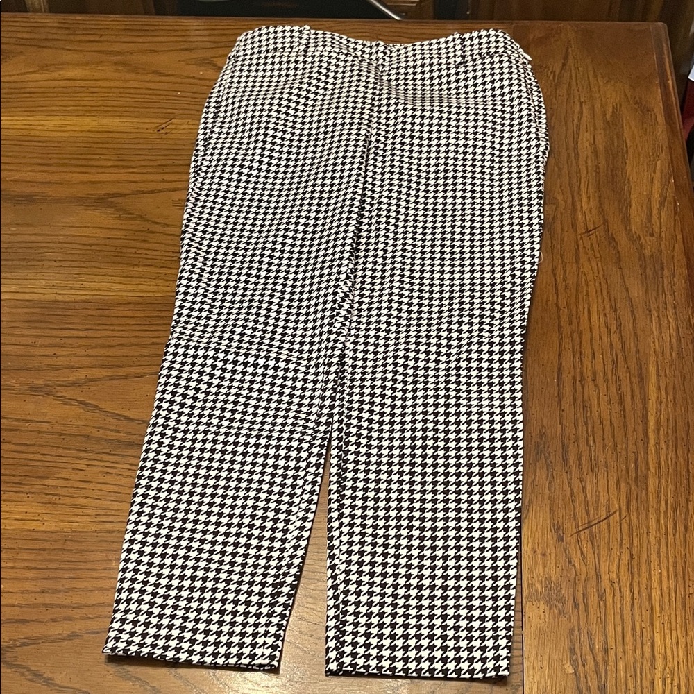 J. Crew Winnie Cropped Houndstooth Pants, size 4, NWT